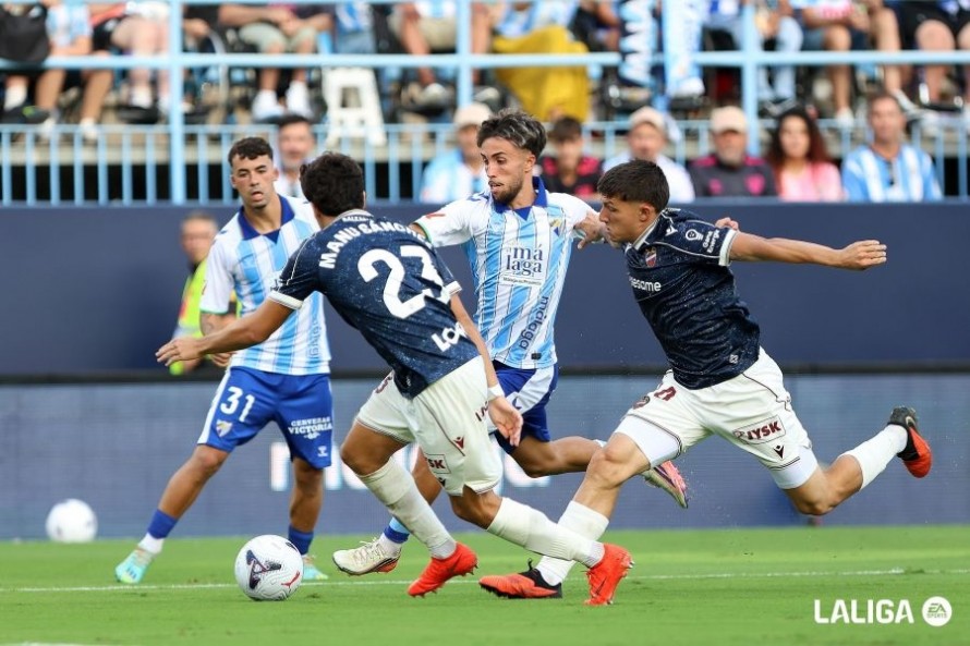 Ocho de los once fichajes del Levante ya han debutado