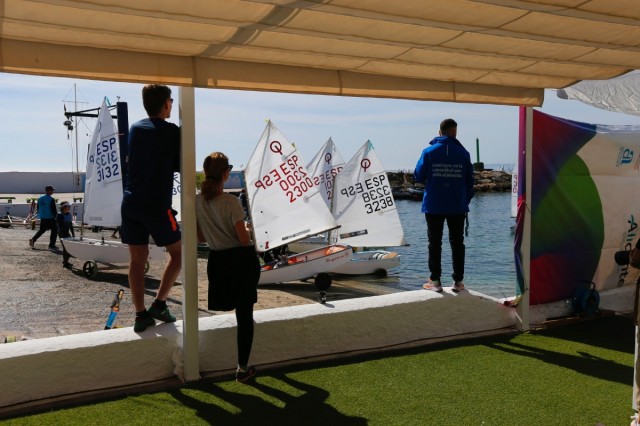 Alicante subvenciona con 163.200 euros en dos años la enseñanza de los deportes náuticos para menores