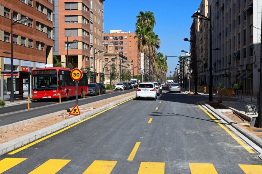 València reabre Pérez Galdós y Giorgeta al tráfico con dos carriles por sentido en casi todo su recorrido