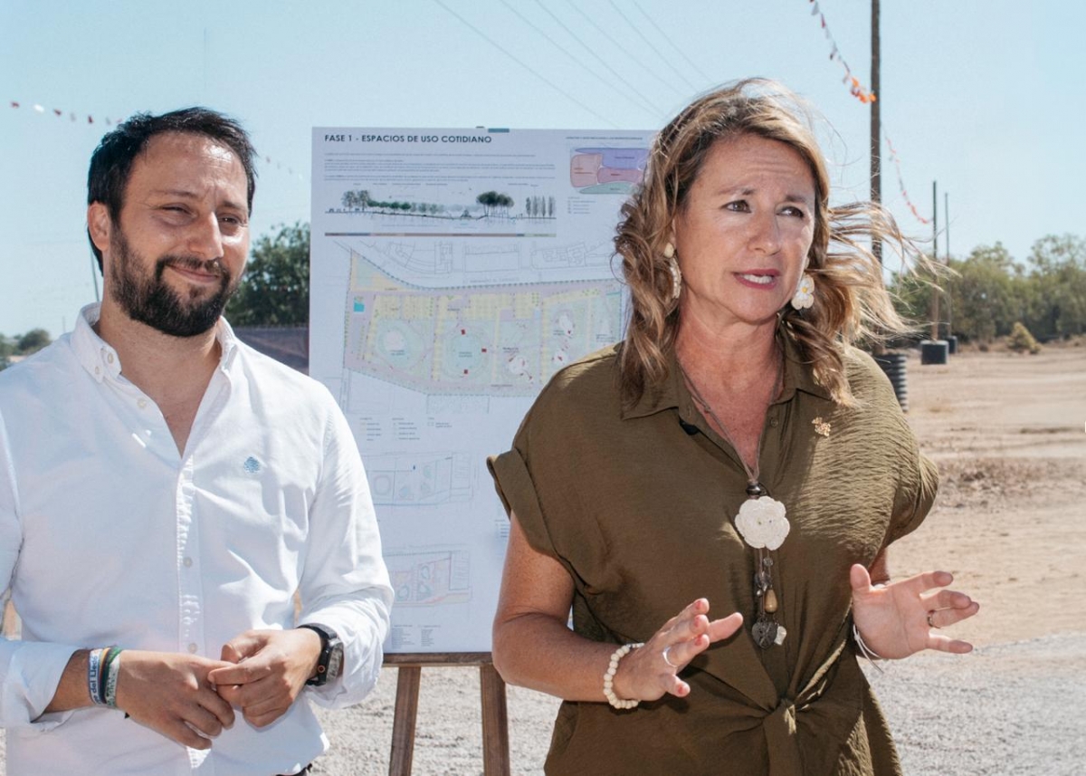 El concejal de Infraestructuras, Sergio Toledo, y la alcaldesa de Castelló, Begoña Carrasco.