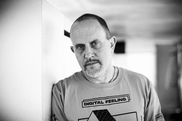 El escritor murciano Ginés Sánchez regresa a la literatura juvenil con 'La extraña enfermedad de Bryan Macías'