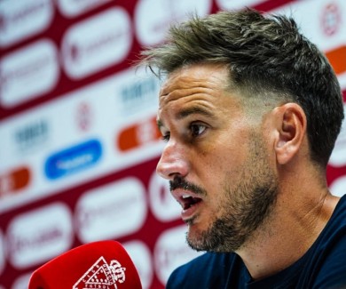 El Murcia vuelve a ser líder casi dos años después de la mano de Sergi Guilló