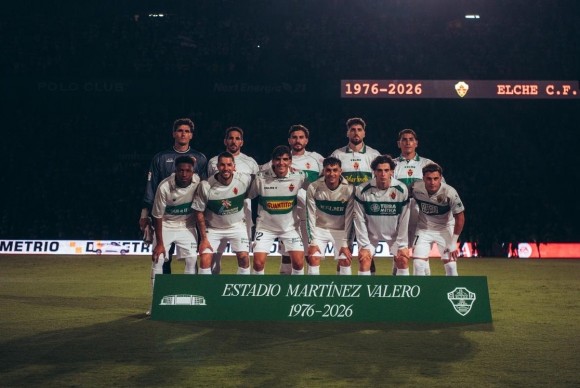 Medio siglo de fútbol en el Martínez Valero: de Finarolli a Messi, pasando por el 10-1 de Hungría y cinco ascensos a Primera del Elche CF