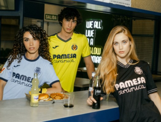 La segunda y tercera camiseta del Villarreal están inspiradas en la cerámica
