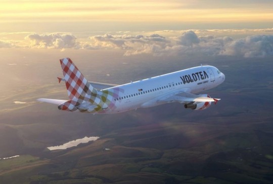 Volotea entra en concurso de acreedores pero crece en Corvera y asegura que mantendrá los vuelos