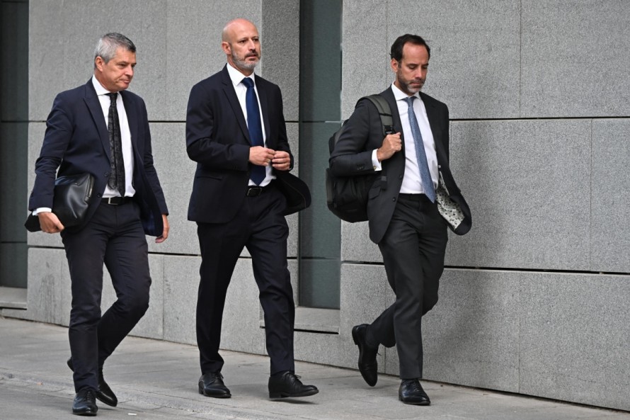 Un ex consejero delegado de Plus Ultra admite pago del 1% pero tampoco aclara rol de Zapatero