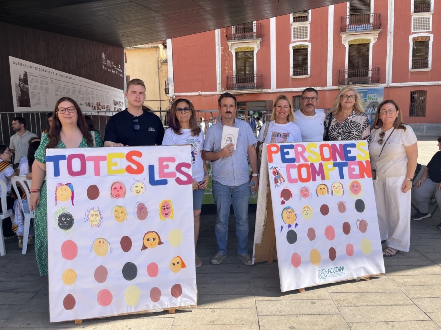 Vila-real reivindica una sociedad más inclusiva y solidaria con una jornada de sensibilización ciudadana