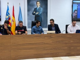 Torrevieja cierra parques y suspende las actividades al aire libre desde las 14 horas por el aviso naranja