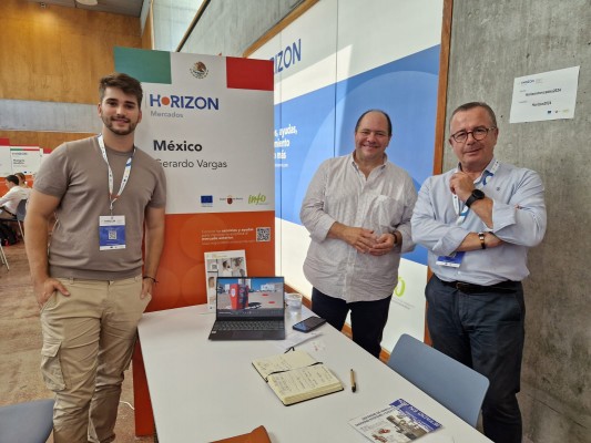 La murciana MySmartBeach se apoya en socios locales para llevar su dispositivo de salvamento por todo el globo
