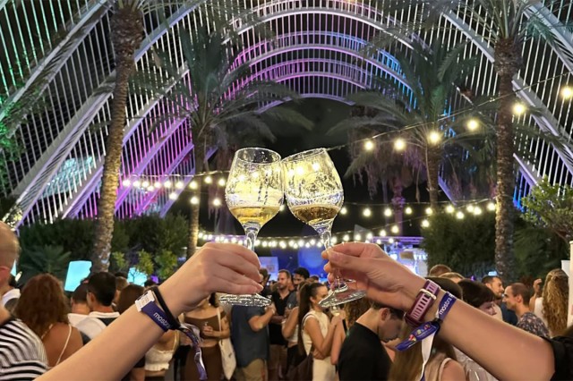 Cerca de 20 bodegas se darán cita en la Noche del Vino y la Música de PROAVA