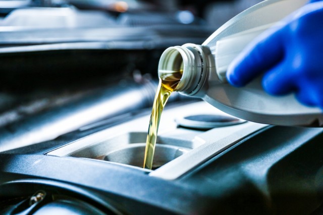 Del residuo peligroso al nuevo lubricante: así se recicla el aceite usado en la Región