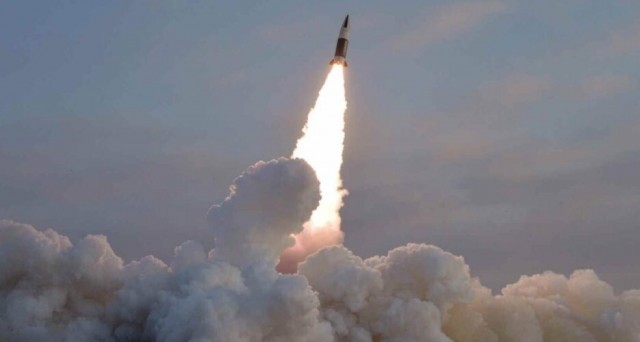 Corea del Norte lanza varios misiles hacia el mar de Japón