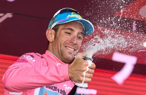 Nibali conquista su segundo Giro, Chaves y Valverde en el podio