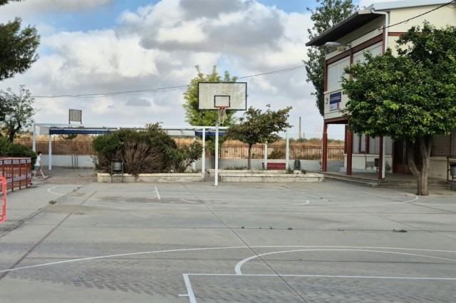 Murcia se gastará más de 20 millones de euros en la limpieza de sus colegios 