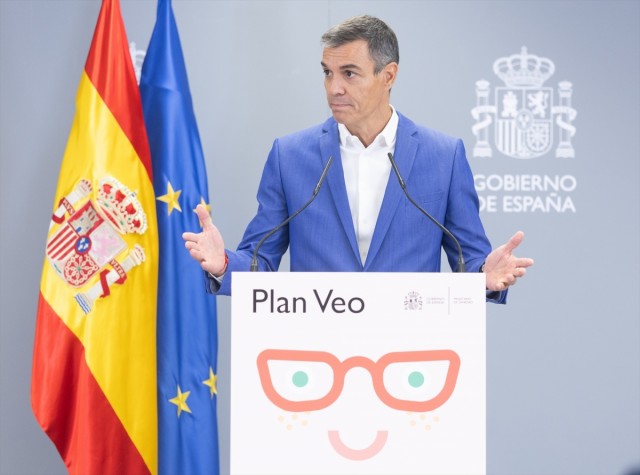 Sánchez presenta la segunda fase del Plan Veo con 23 millones de euros adicionales y 450.000 menores ya beneficiados