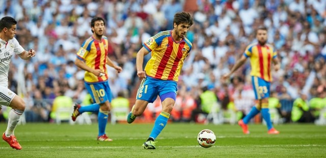 La Juventus hablará con Mendes para que el VCF rebaje sus exigencias por André 