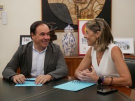 El Consell financiará los tres millones de euros para la puesta en marcha del Teatro Chapí de Crevillent