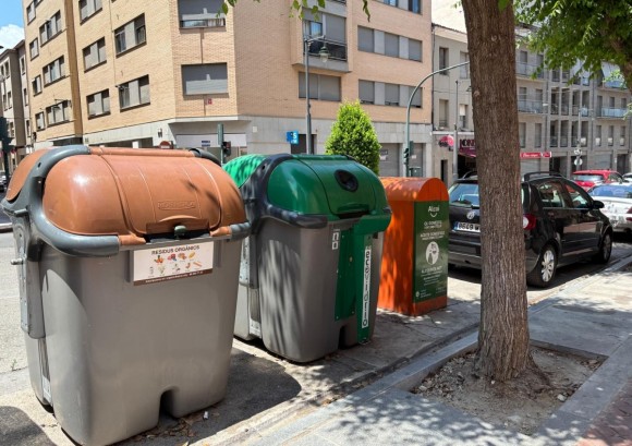 Alcoy tiene 6.600 usuarios de la recogida orgánica: todas las islas tendrán contenedor marrón inteligente