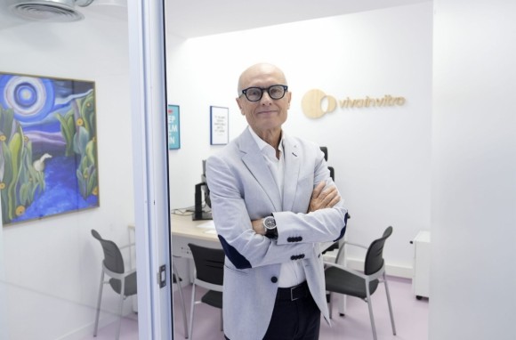 Viva in Vitro cierra alianzas con hospitales de referencia y busca nuevo capital antes de su salida al mercado