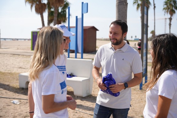 Reciplasa se suma a la EU Beach Cleanup para concienciar sobre la importancia de reducir los residuos