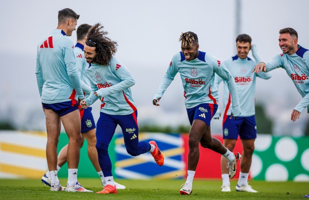 Laporte, Yamal, Nico y Fabián se reincorporan a la dinámica de grupo

