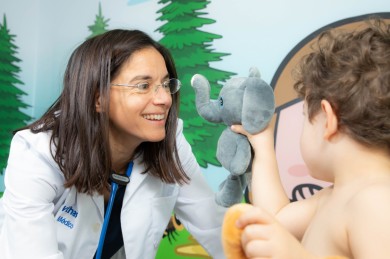 Los hospitales Vithas de Alicante alertan del repunte de infecciones en niños por el inicio del curso escolar
