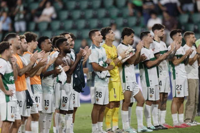 El Elche CF mejora, se mantiene fiel a su filosofía, pero los resultados aprietan...