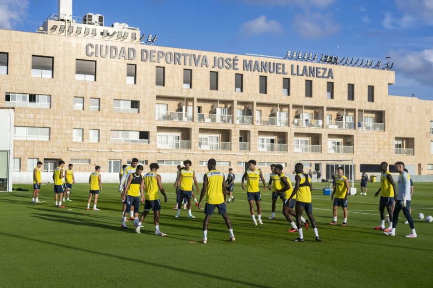 El Villarreal visita al Málaga en un duelo con distintos objetivos pero con las mismas urgencias