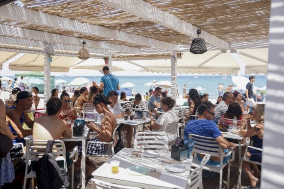 El verano se enfría para la hostelería de La Manga y Cabo de Palos: un 15% menos de facturación