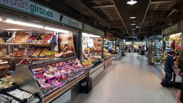 Alicante encaja la hostelería y la flexibilidad horaria en los mercados sin los cambios de la oposición