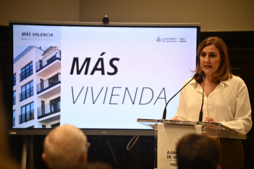 Catalá anuncia ayudas y asistencia jurídica para que las comunidades de vecinos denuncien pisos turísticos ilegales