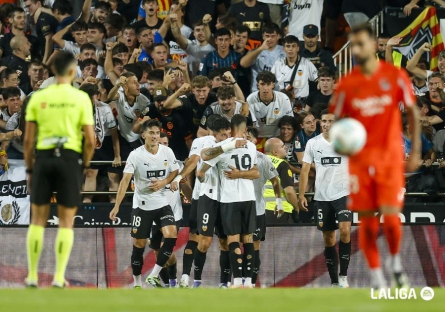 El Valencia solo perdió en dos de las diez últimas visitas de la Real Sociedad a Mestalla