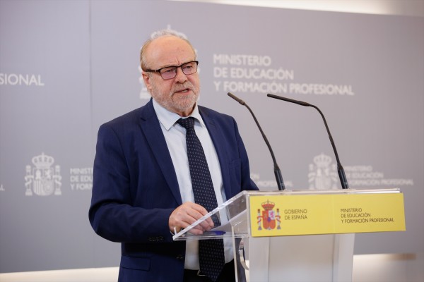 Educación reconoce los 