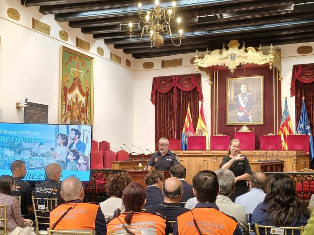 Elche se arma contra las emergencias: nueva web, plan de localizaciones e incidencia en los sismos 