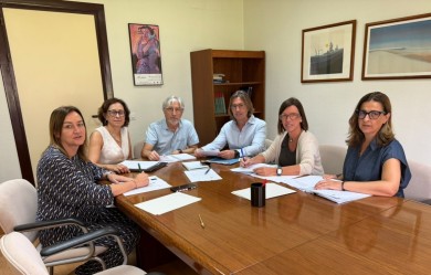 Dentistas de Castellón abordan con Sanidad el impacto del cierre de las clínicas Vivanta