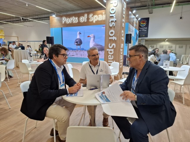 El Puerto 'sigue de pesca' para captar cruceros en la feria Seatred Cruise Med de Las Palmas