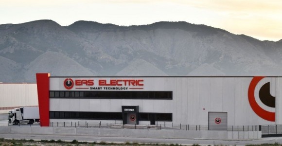 La irlandesa Grafton toma el control de la oriolana Mercaluz y la firma de electrodomésticos Eas Electric de Redován