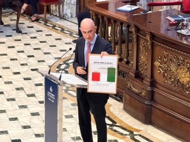 Gosálbez reivindica la gestión de Vox en València: 