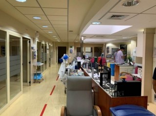 El Hospital General de Elche suma y sigue y prepara la reforma integral de 3,6 millones de la UCI 