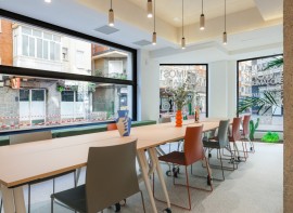 Cinco artistas murcianos se apuntan al coworking: Mixtura se transformará en una galería de pintura, escultura y bordado