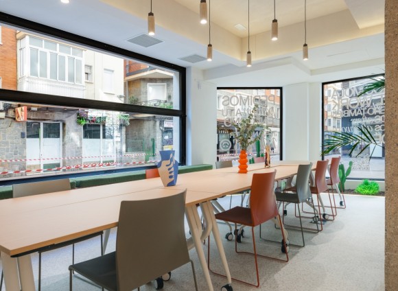 Cinco artistas murcianos se apuntan al coworking: Mixtura se transformará en una galería de pintura, escultura y bordado