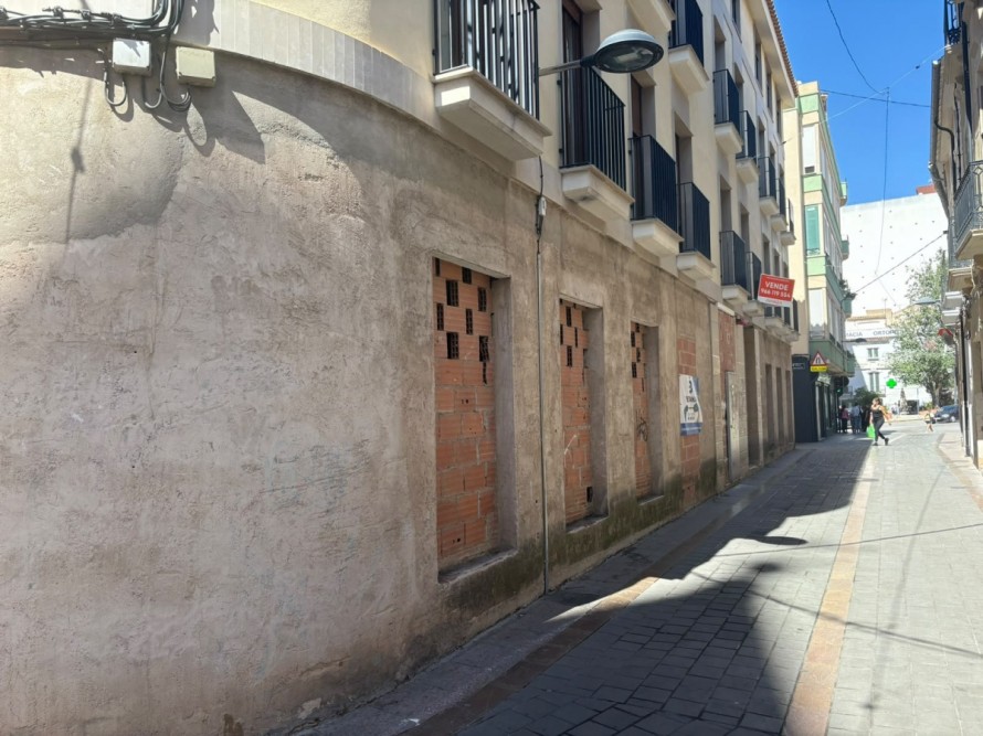 Vilena cierra la compra del antiguo colegio de Las Carmelitas