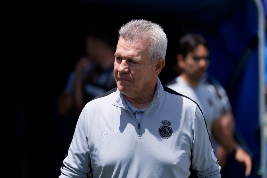 Javier Aguirre, a un paso del banquillo del Valencia CF