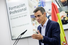 Sánchez anuncia nuevos requisitos para las universidades: exigirá más presencialidad y un 50% de profesores doctores
