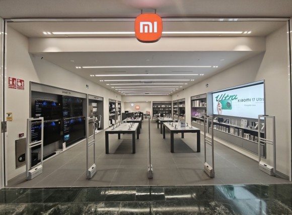 La Nueva Condomina se abona a la tecnología y estrena una Xiaomi Store