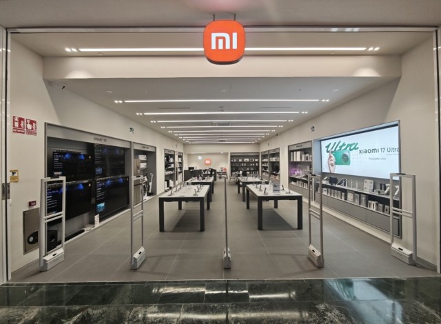 La Nueva Condomina se abona a la tecnología y estrena una Xiaomi Store