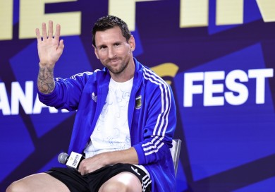 Messi puso a su entorno en la pista del CD Eldense: 