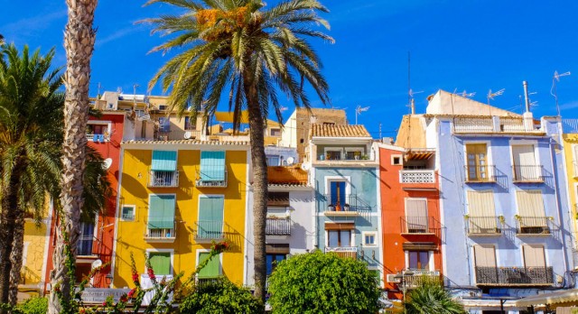 La Generalitat sella nuevos convenios para promocionar la Vila y Callosa d'en Sarrià