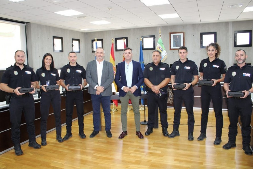 San Pedro licita por 106.480 euros el nuevo vestuario de la Policía Local