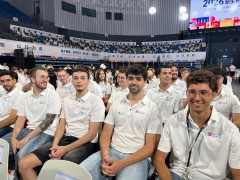 Los primeros estudiantes valencianos en el campus de la UPV en China: 